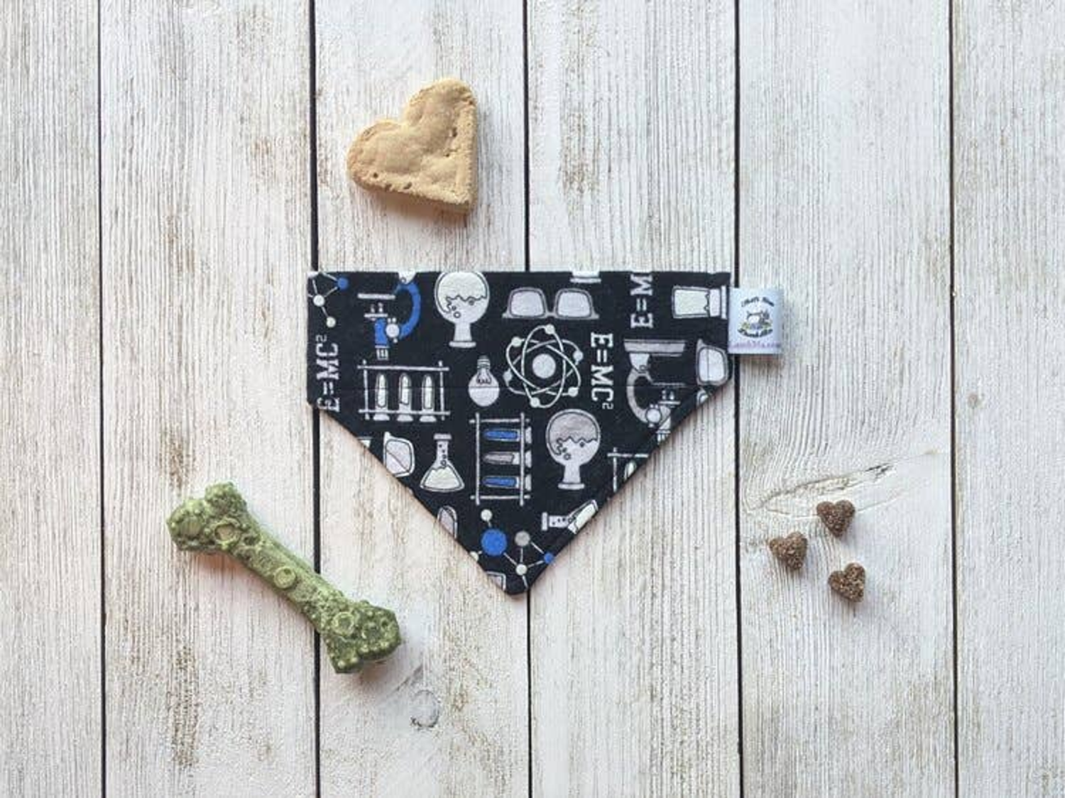 That's Sew LambMa Over-The-Collar Dog Bandana Dog Bandana