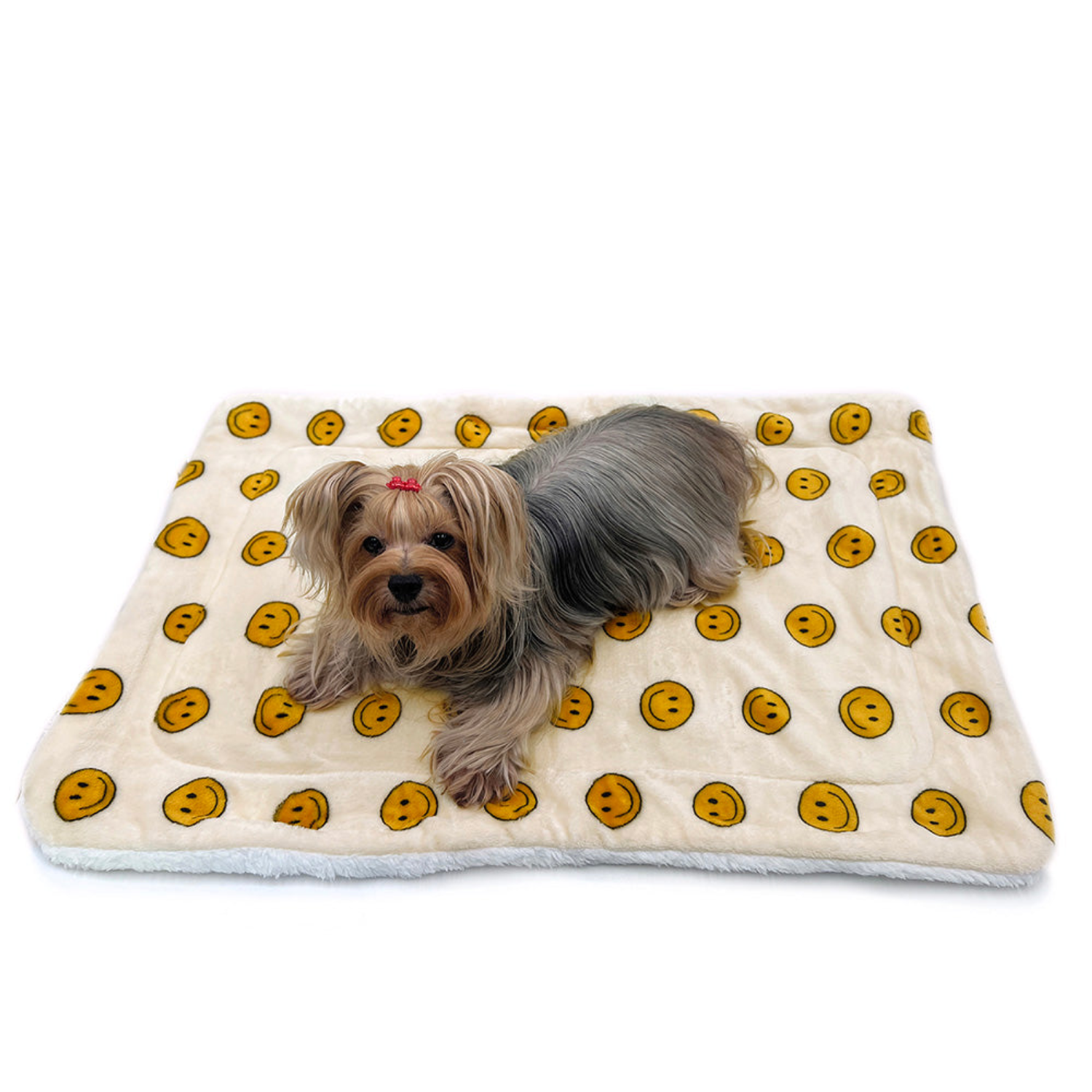 Cozy Comfort with Klippo's Happy Face Blanket for Pets